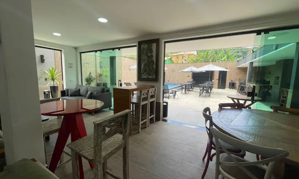 cf2e0002-54ea-4aa7-a550-66d595e28aa4